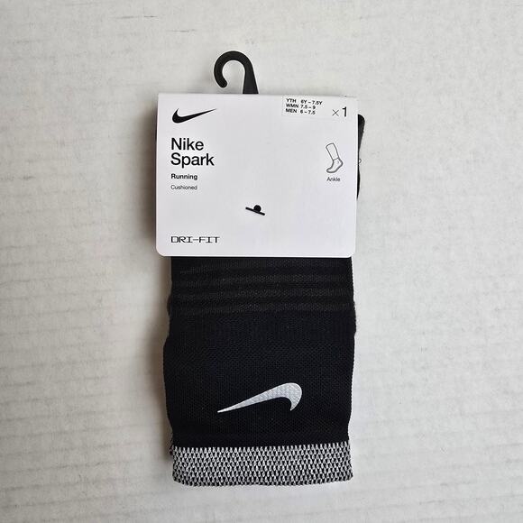 Nike Spark Running Ankle Socks Size W7.5-9/M6-7.5 Black Cushioned Dri-Fit - Picture 1 of 3
